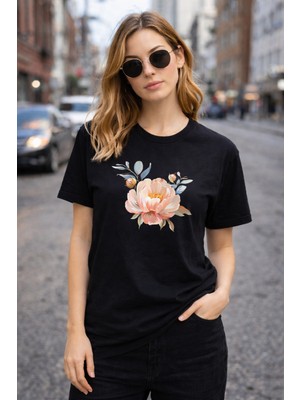 herkesemoda Pembe Çiçek  Baskı Detaylı Basic T-Shirt