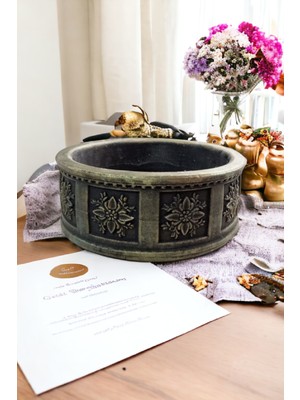 Normadia Çiçek Desenli Beton Bonsai ve Aranjman Saksısı, Şık ve Zarif Tasarım