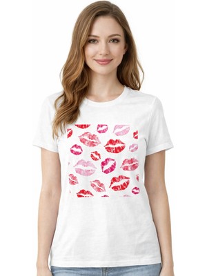 herkesemoda Öpücük Desen Baskı Detaylı Basic T-Shirt