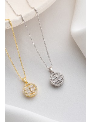 Two Arts Kadın 925 Ayar Gümüş Oval Baget Zirkon Taşlı Kolye | Hediye Kutusunda