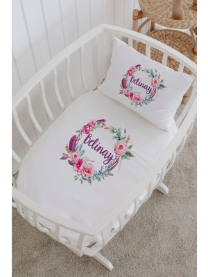 Lilabio Isme Özel %100 Pamuk Lastikli Park Yatak Çarşaf Seti (60X120) Mor Çelenk