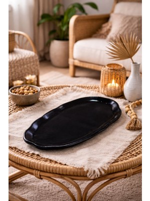 Dalgalı Kenar Siyah Dekoratif Sunum Tepsisi