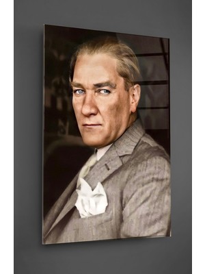 Beta Moda Hub Mustafa Kemal Atatürk Cam Tablo
