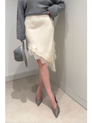 Magarde Beli Lastikli Dantelli Saten Etek- Krem