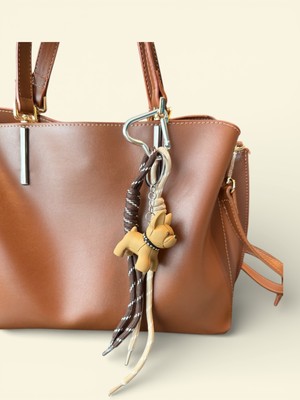 Home Köpek Figürlü Şık Çanta Charmı – Dekoratif Çanta Aksesuarı (25 Cm)