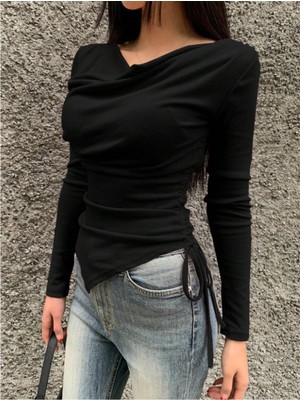 Tarz Cool Kadın Düz Renk Yuvarlak Yaka Uzun Kollu Asimetrik Etek Bluz