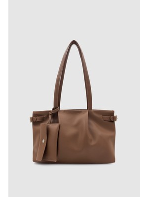 Wuclo Chimor Cüzdanlı Mat Görünümlü Kemer Detaylı Omuz Çantası Vizon