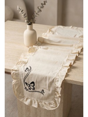 Yunusoğlu Home Nakışlı Kelebek Detaylı Fırfırlı Masa Runner 40X120 cm – Şık Dekoratif Masa ve Konsol Örtüsü