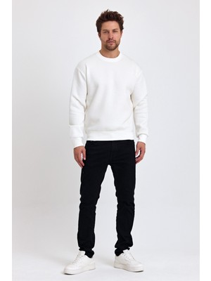 Tarz Cool Erkek Yumuşacık Kumaşlı Regular Fit Yuvarlak Yakalı Sweatshirt