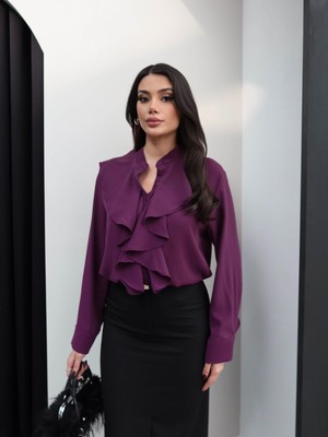 Esra Helvacı Hakim Yaka Fırfırlı Gömlek