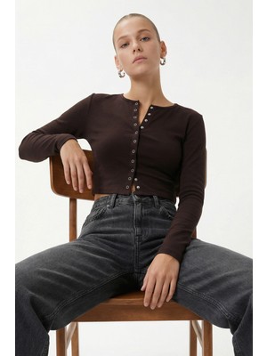 Ritnice Kadın Karmen Düğme Detaylı Uzun Kollu Kahverengi Basic Top / Bluz