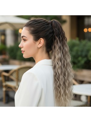 Zemira Lastik Tokalı At Kuyruğu Kabarık Afro Dalgalı / Küllü Kumral / Beyaz Platin Ombre