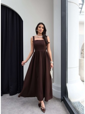 Esra Helvacı Askılı Sırt Fiyonk Detay Elbise