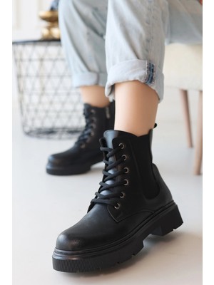 Veralya Daum Siyah Cilt Bağcıklı Bot