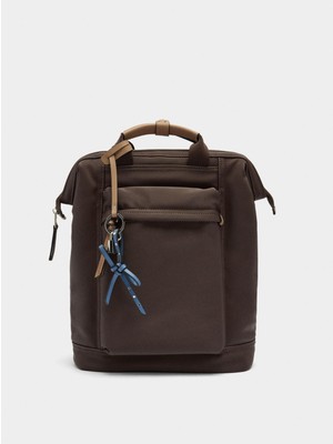Parfois Kadın Charm'lı 14" Laptop Sırt Çantası Kahverengi Polyester Malzeme ile Standart Boyut