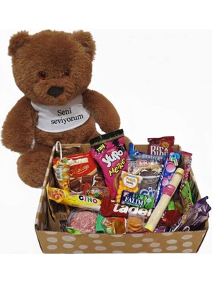Sevimli Kahverengi Ayıcık Tişörtlü ve Nostaljik Çikolata Paketi Hediye