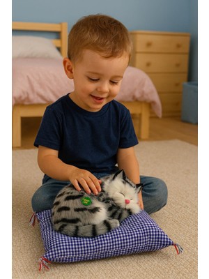 Seymen Bıçakçılık Miyavlayan Oyuncak Kedi – Yastığa Sabit, Basınca Ses Çıkaran Peluş Kedi