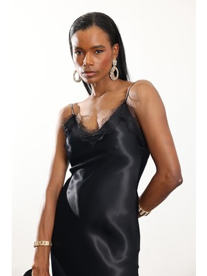 5in1Canpolat Siyah Yakası Dantel Detaylı Saten Elbise 12412