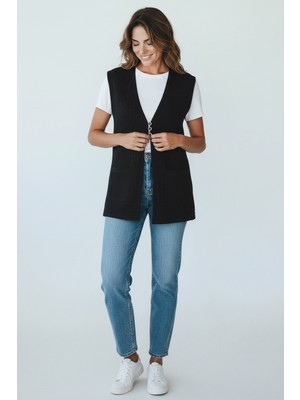 Ece Giyim Kadın Önü Üç Düğmeli Cepli Merserize Yelek