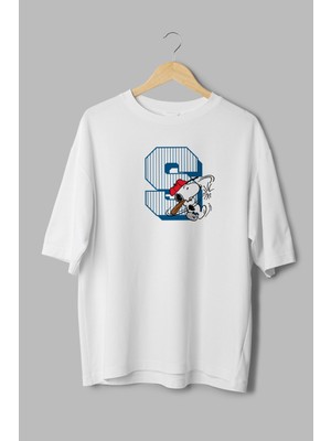 Overoz Beyzbol Snoopy Baskılı Yarı Oversize Beyaz T-Shirt 1148