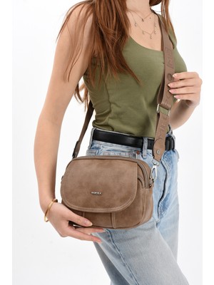 Mega Polo Lizbon/yumuşak Deri Şık ve Fonksiyonel Çapraz Kadın Çantası