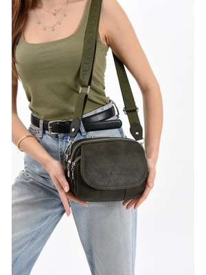 Mega Polo Lizbon/yumuşak Deri Şık ve Fonksiyonel Çapraz Kadın Çantası