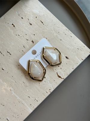 Royaleks Taşlı Küpe - Krem