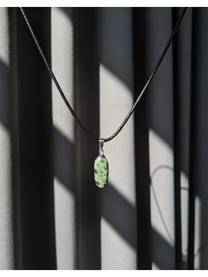 Meneva Aksesuar Zeolit Doğal Taş Deri Ipli Kolye