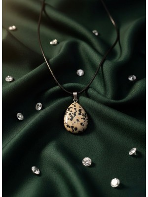 Meneva Aksesuar Dalmaçyalı Benekli Jasper Doğal Taş Deri Ipli Damla Kolye