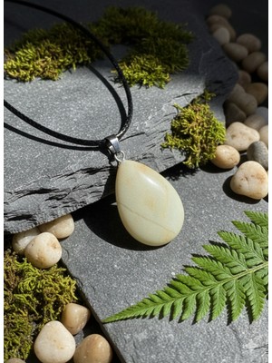 Meneva Aksesuar Akik Doğal Taş Damla Model Deri Ipli Kolye