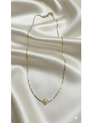 BURADABULDUN Yonca Figürlü Altın Renk Ezme Zincir Kolye - Kadın Zarif Kolye (45+5 Cm)