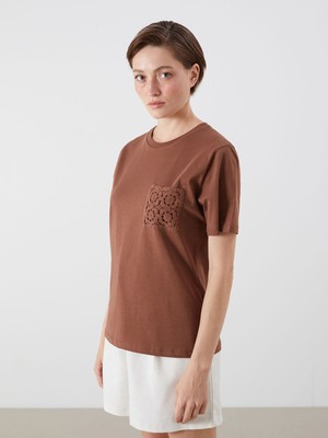 Lc Waikiki Yeni Sezon Bisiklet Yaka Dantel Cepli Kadın Tişört