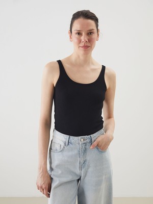 Lc Waikiki Yeni Sezon U Yaka Kadın Atlet