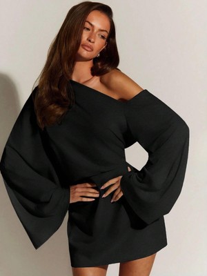 Afri Kadın Siyah Tek Omuz Düşük Kol Mini Elbise - Yarasa Kol Şık 2 Iplik Elbisesi