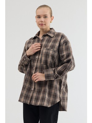 Moviment Kahve Oversize Kesim Uzun Kol Düğme ve Cep Detaylı Ekose Gömlek