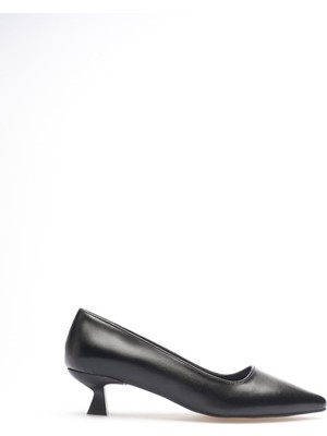 Modaserdem Siyah Kadın Günlük Kısa Topuklu Stiletto Ayakkabı TR20MS03A