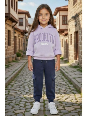 Riccotarz Kız Çocuk Göğsünde Brooklyn Yazı Baskılı ve Kanguru Cepli 3 Iplik Lila Eşofman Takım