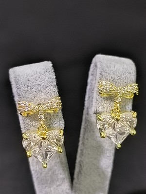 Vulwox Kurdele Sallantılı Kalp Küpe