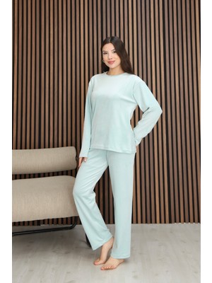 Arvin Pijama Kadın Yumuşak Dokulu Dökümlü Kışlık Rahat Kalıp Uzun Kollu Pijama Takımı