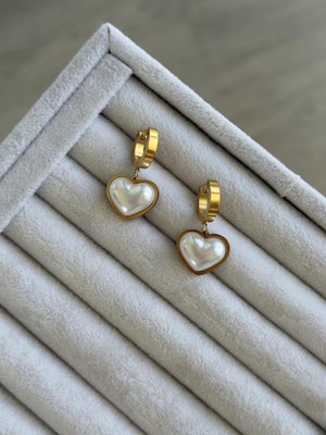 İrem Yıldız Kalpli Çelik Küpe