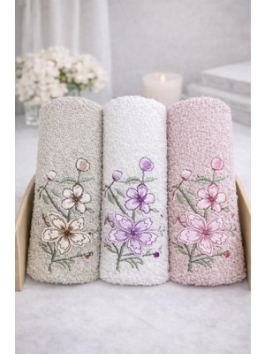 Onaltı Tekstil 30X50 cm Nakışlı 3'lü Havlu Seti