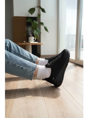 Enoch Erkek Siyah Bağcıksız Büyük Numara Spor Ayakkabı (45-50)