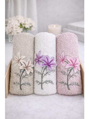 Onaltı Tekstil 30X50 cm Nakışlı 3'lü Havlu Seti