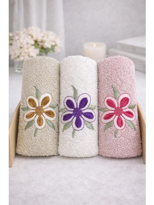 Onaltı Tekstil 30X50 cm Nakışlı 3'lü Havlu Seti