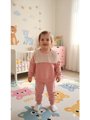 Yağmur Giyim Tuktuk %100 Pamuk Gül Kurusu Yakası Güpürlü Kız Takım 6-18 Ay 440
