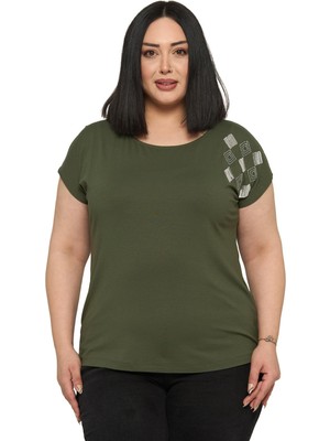 Disentis Modest Büyük Beden Düşük Kısa Kollu Omuzda Baklava Desenli Haki Bluz