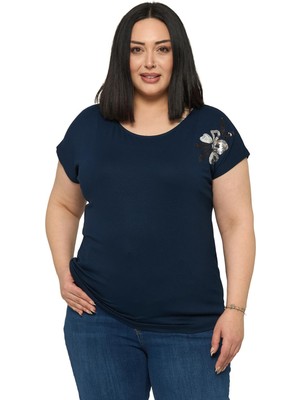 Disentis Modest Büyük Beden Düşük Kısa Kollu Omuzda Papatya Desenli Lacivert Bluz