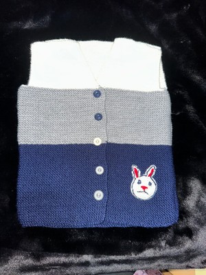 Ekinoksen Erkek Çocuklar Için Tavşan Motifli Lacivert Beyaz Yelek
