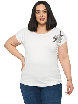 Disentis Modest Büyük Beden Düşük Kısa Kollu Omuzda Papatya Desenli Ekru Bluz