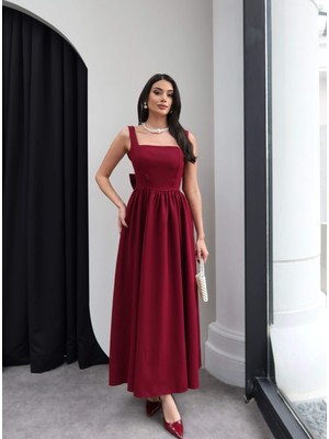 Esra Helvacı Askılı Sırt Fiyonk Detay Elbise